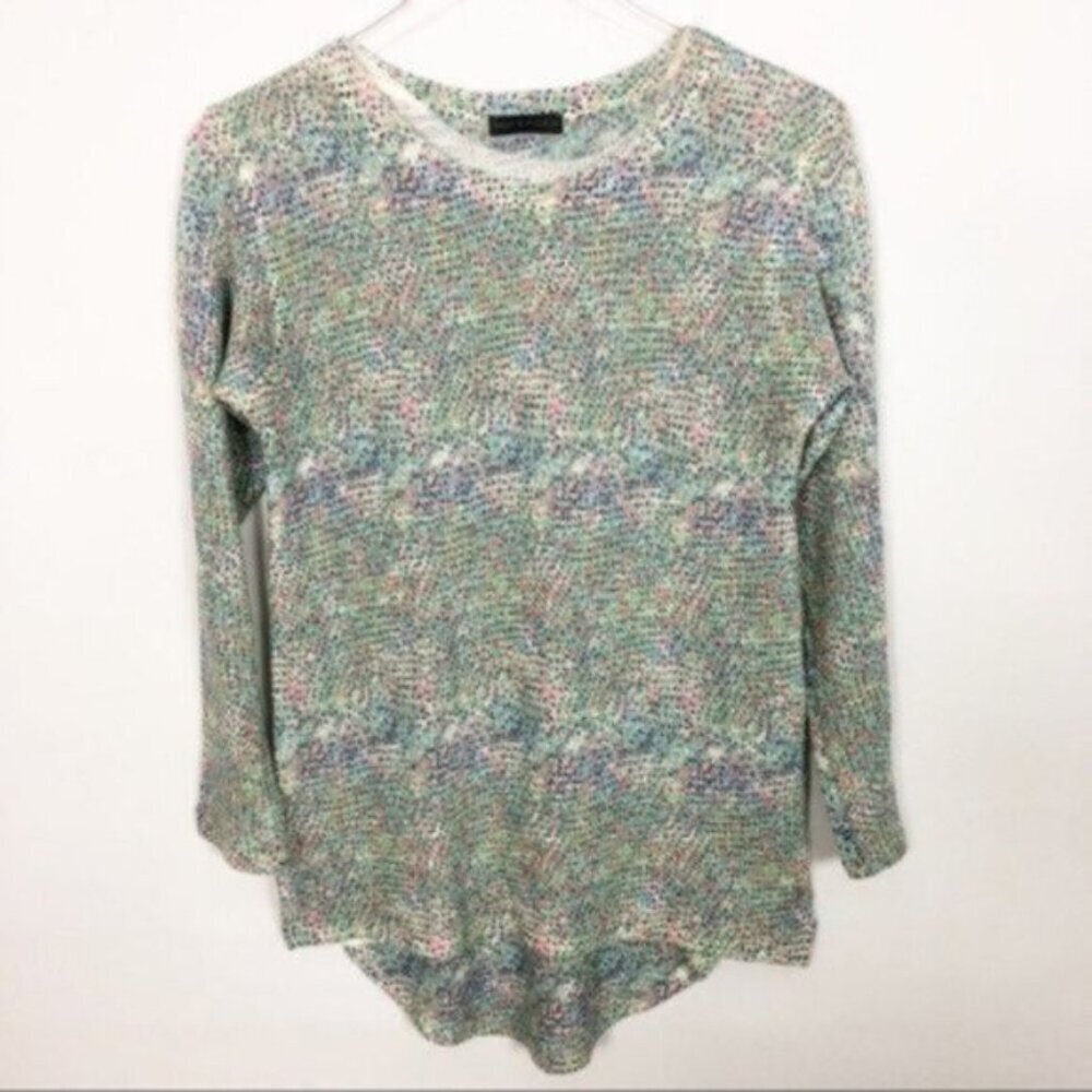 Nally & Millie | Women's Hi Low Long Sleeves Sweater Size Small